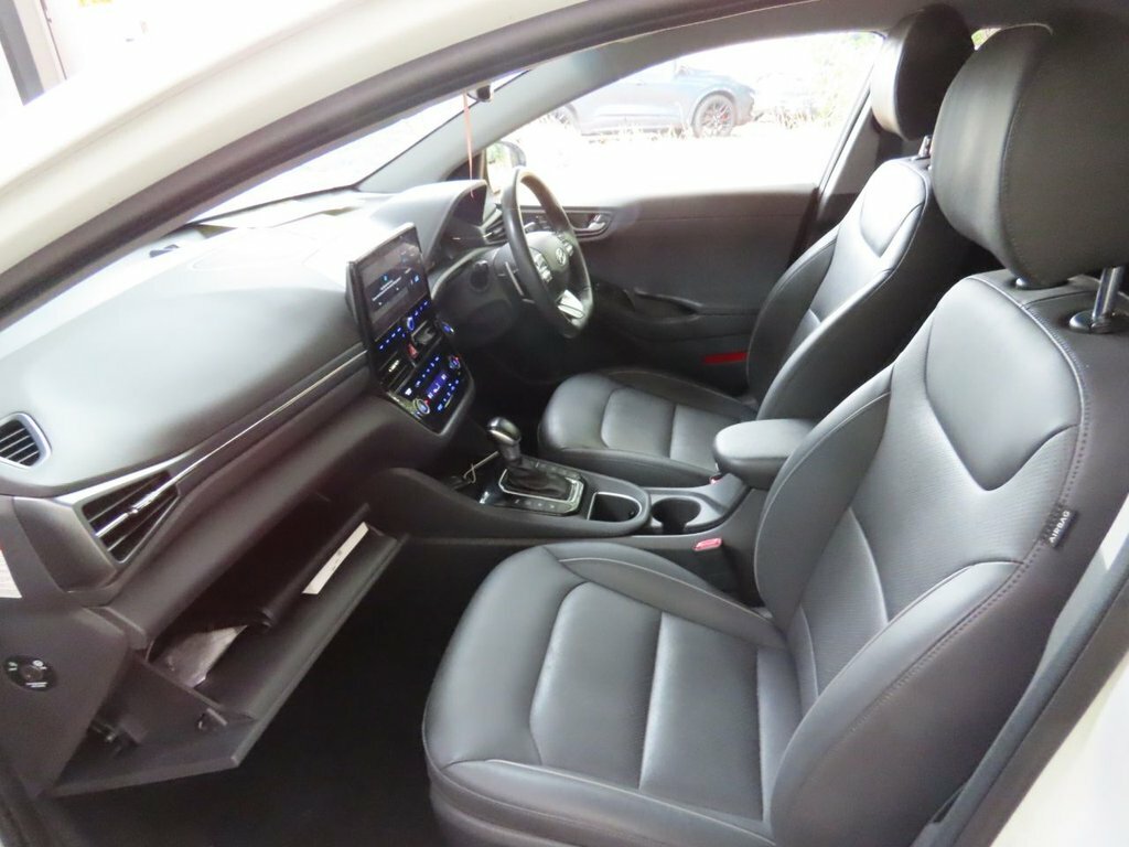 Hyundai Ioniq 1.6L Premium Se White #4
