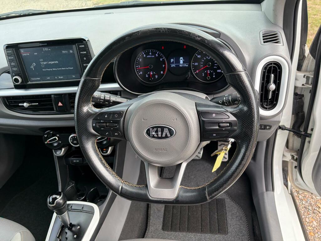 Kia Picanto X-line White #6