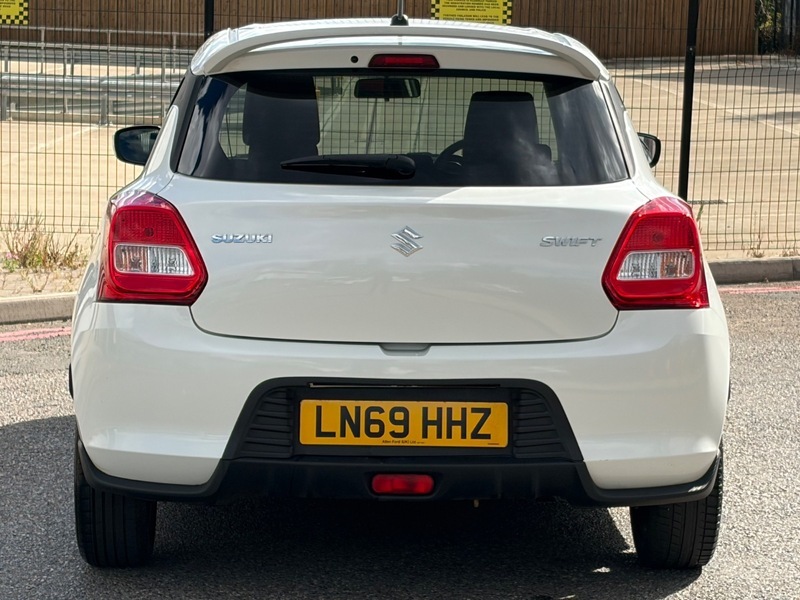 Suzuki Swift 1.2 Dualjet Attitude Hatchback White #5