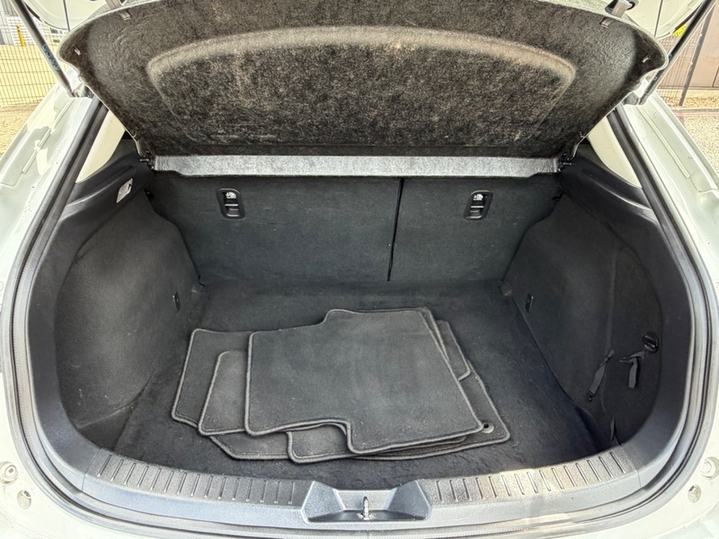 Mazda 3 2.0 Se-l Blue #24