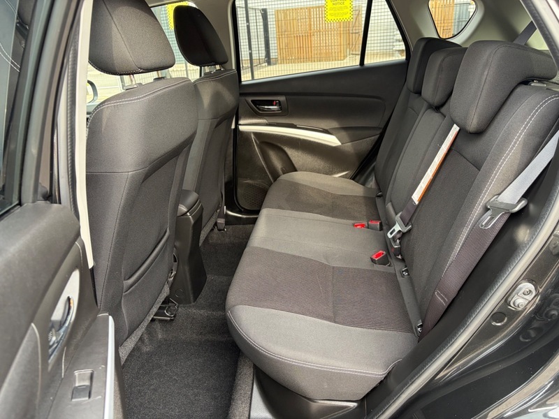 Suzuki SX4 Across 2.5 E-four Black #23