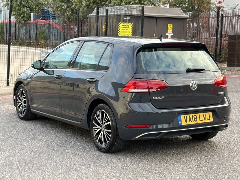 Volkswagen Golf 1.5 Tsi Evo Se VA18LVJ Grey #4