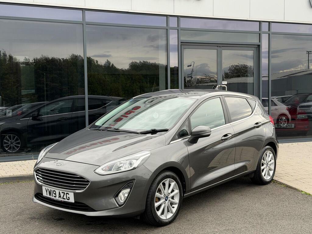 Ford Fiesta 1.0T Ecoboost Titanium Euro 6 S S Grey