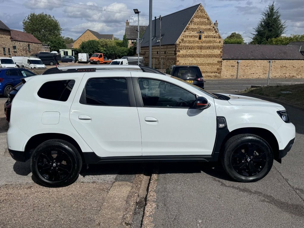 Dacia Duster 1.3L Extreme Se White #4