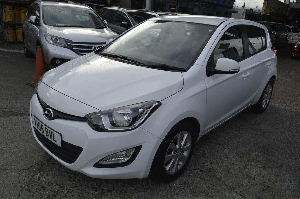 Hyundai I20 1.2 Active White #3