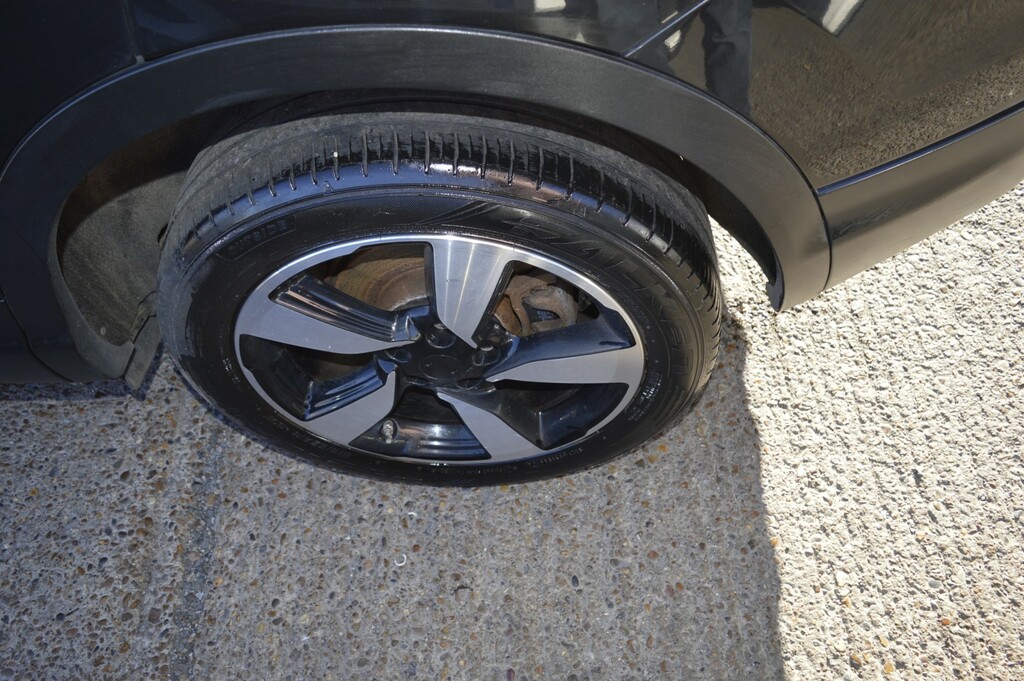 Nissan Qashqai N-connecta Dci Red #24