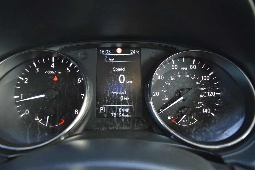 Nissan Qashqai N-connecta Dci Red #16