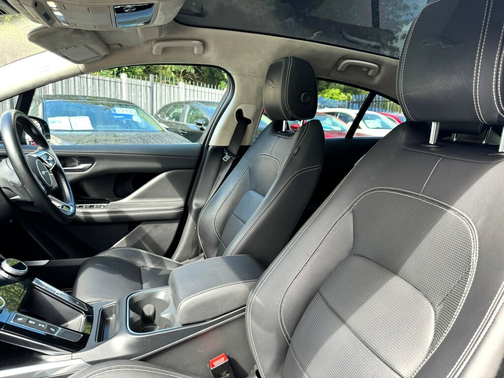 Jaguar I-Pace Suv 400 90Kwh Hse 2022 LJ22UXO Black #2