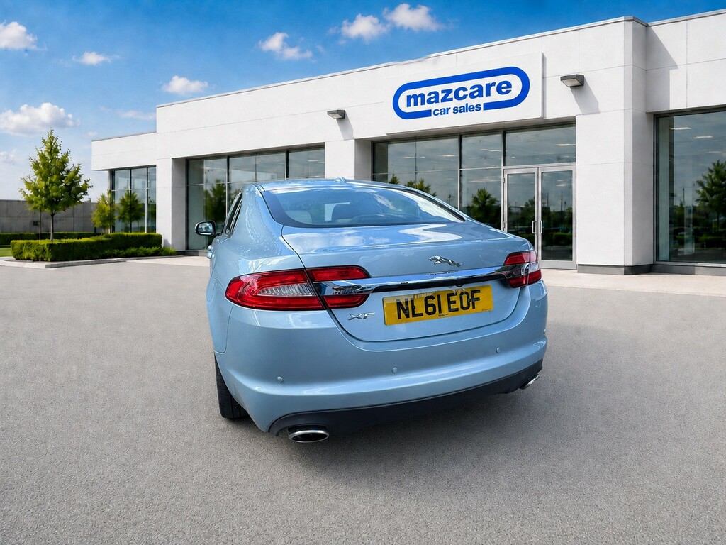 Jaguar XF V6 Premium Luxury Red #2
