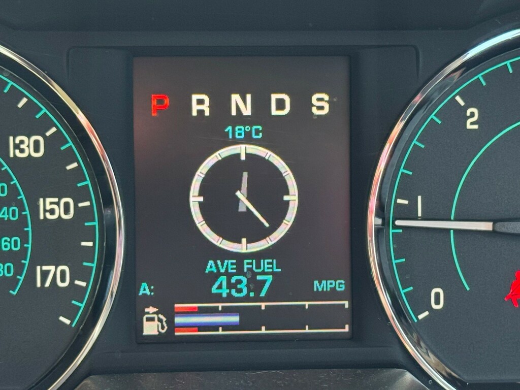 Jaguar XF V6 Premium Luxury Red #10