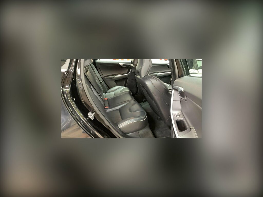 Volvo XC60 2.0 D4 R-design Lux Nav Euro 6 Ss Black #4