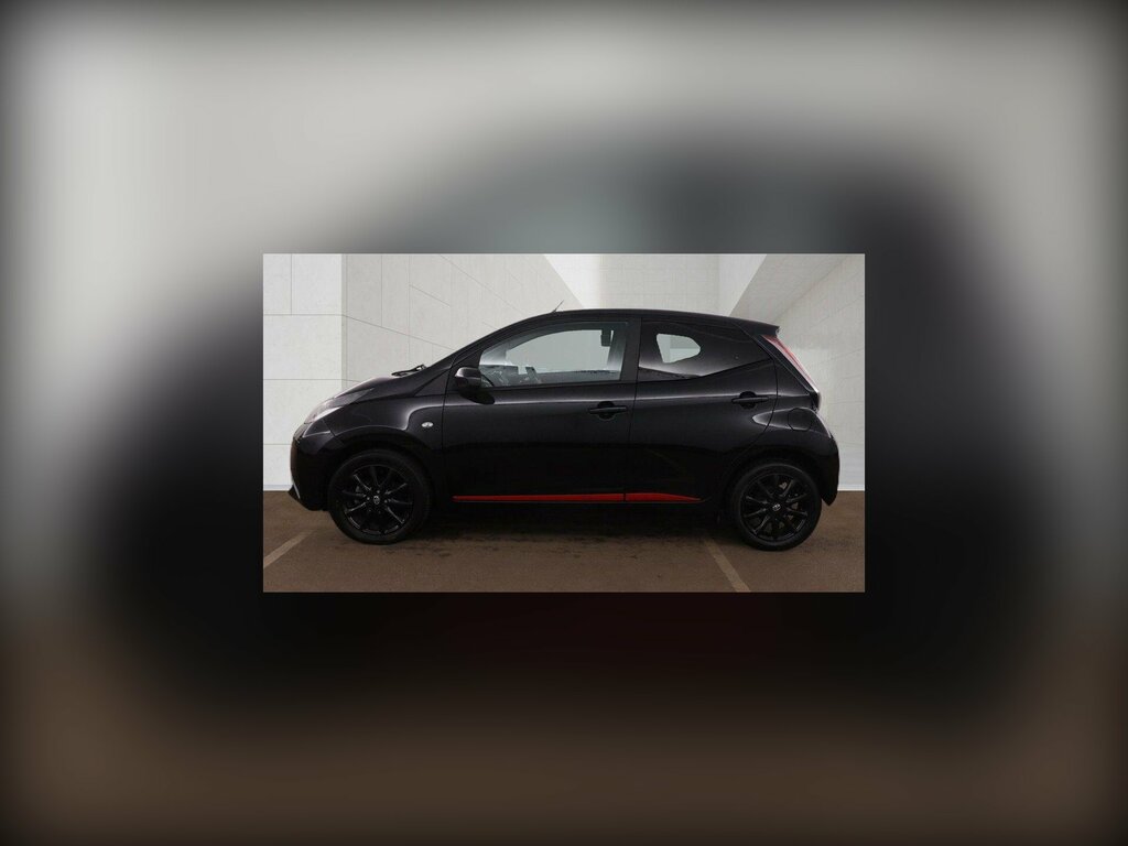 Toyota Aygo 1.0 Vvt-i X-press X-shift Euro 6 Black #2
