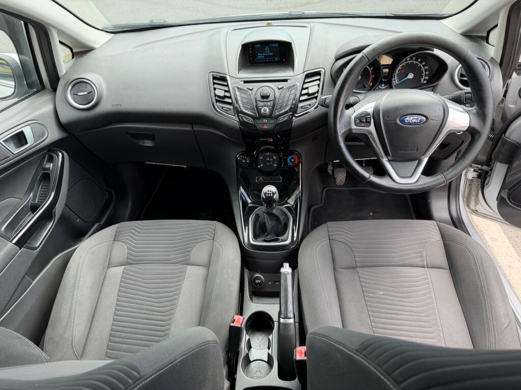 Ford Fiesta 1.25 Style 2014 Red #23