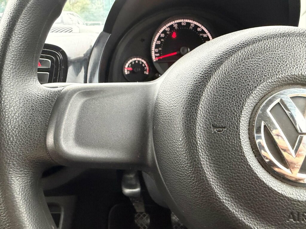 Volkswagen Up 1.0 High Up 74 Bhp White #11