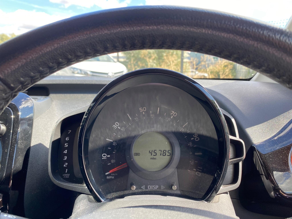 Peugeot 108 Active #13