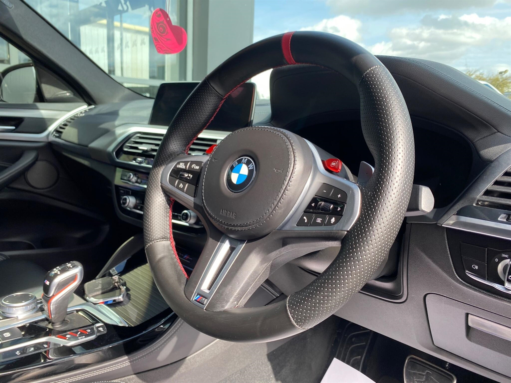 BMW X4 M I Competition White #17