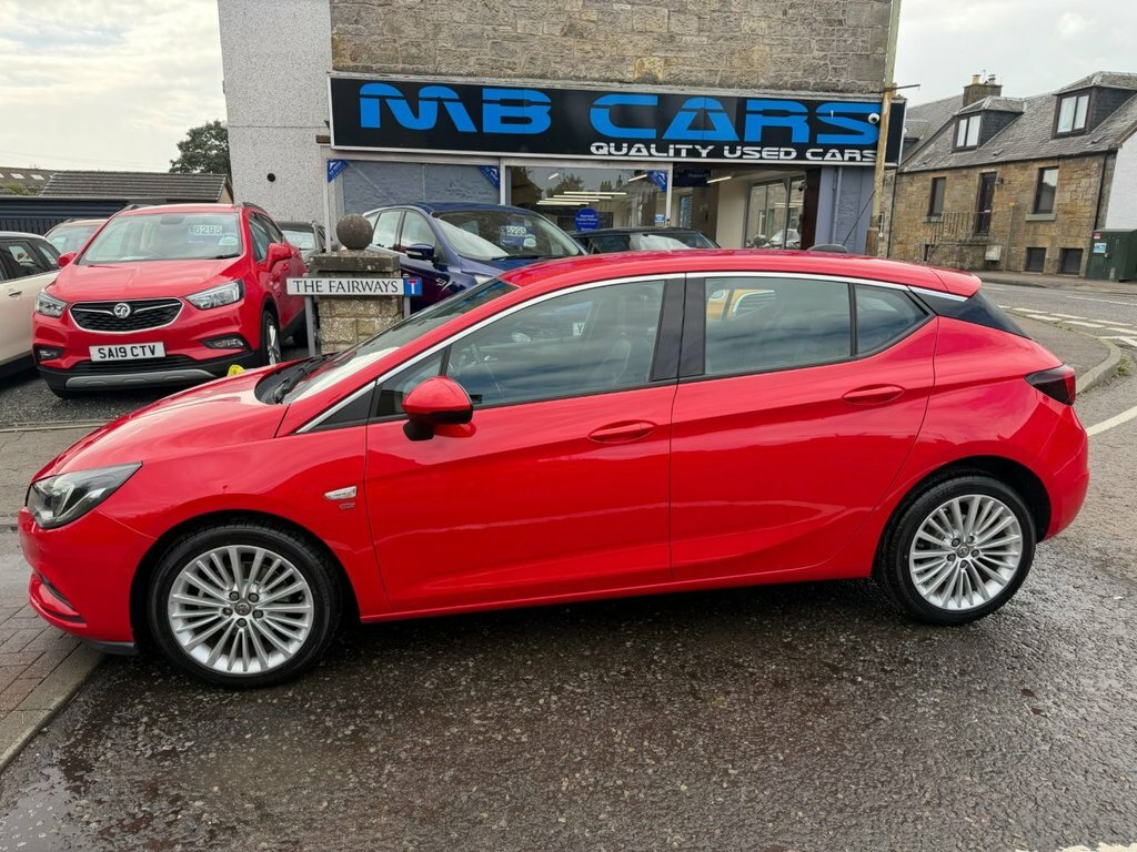 Vauxhall Astra 1.4L Elite Red