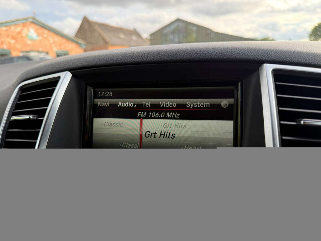 Mercedes-Benz M Class 3.0 Ml350 Amg Sport Bluetec 4Wd Silver #4