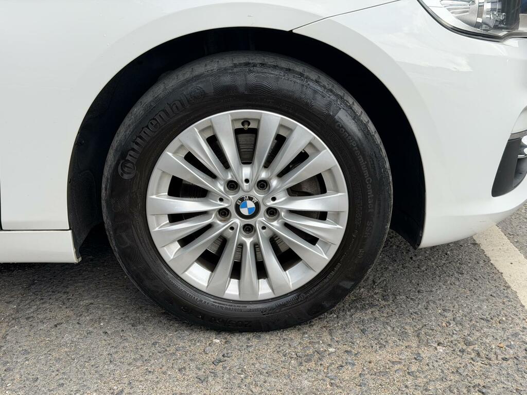 BMW 2 Series Active Tourer 1.5 218I Luxury Mpv Euro 6 S S White #6