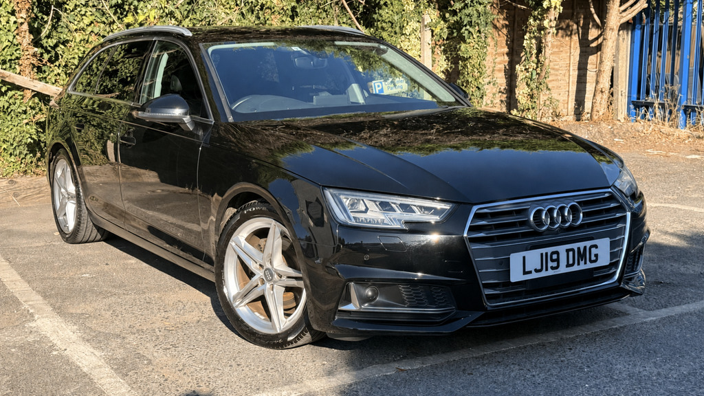 Audi A4 Avant 2.0 Tfsi 40 Black Edition Estate S Tron Black