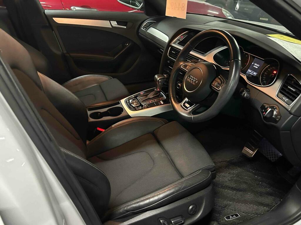 Audi A4 Avant S Line White #3
