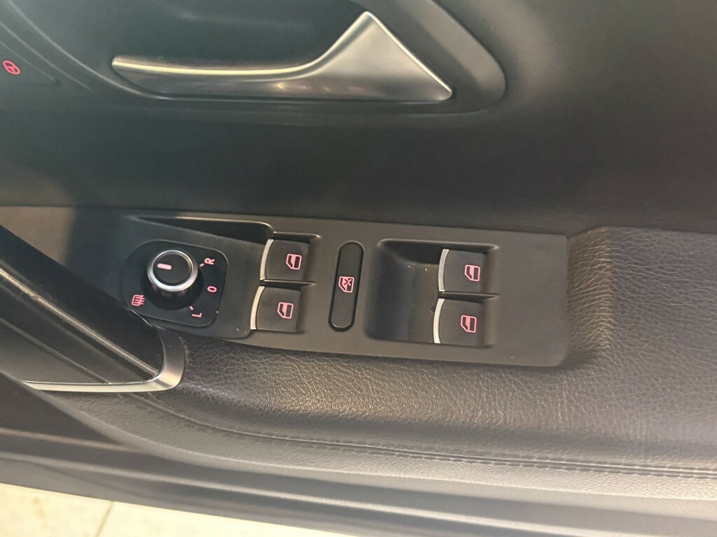 Volkswagen CC Coupe Black #13