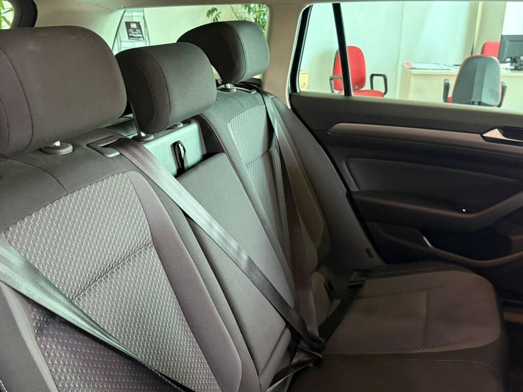 Volkswagen Passat  Silver #11