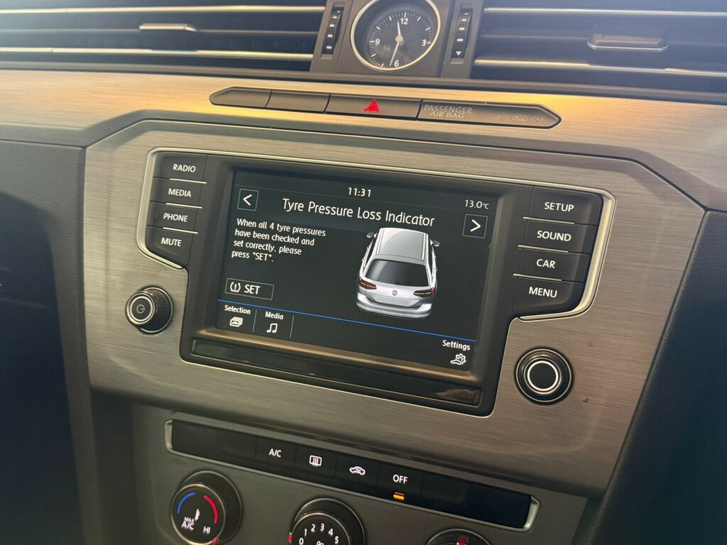 Volkswagen Passat  Silver #15