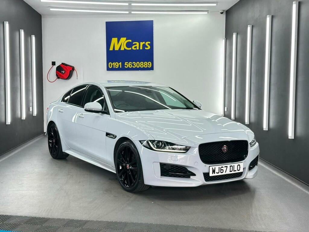 Jaguar XE Saloon Silver #9
