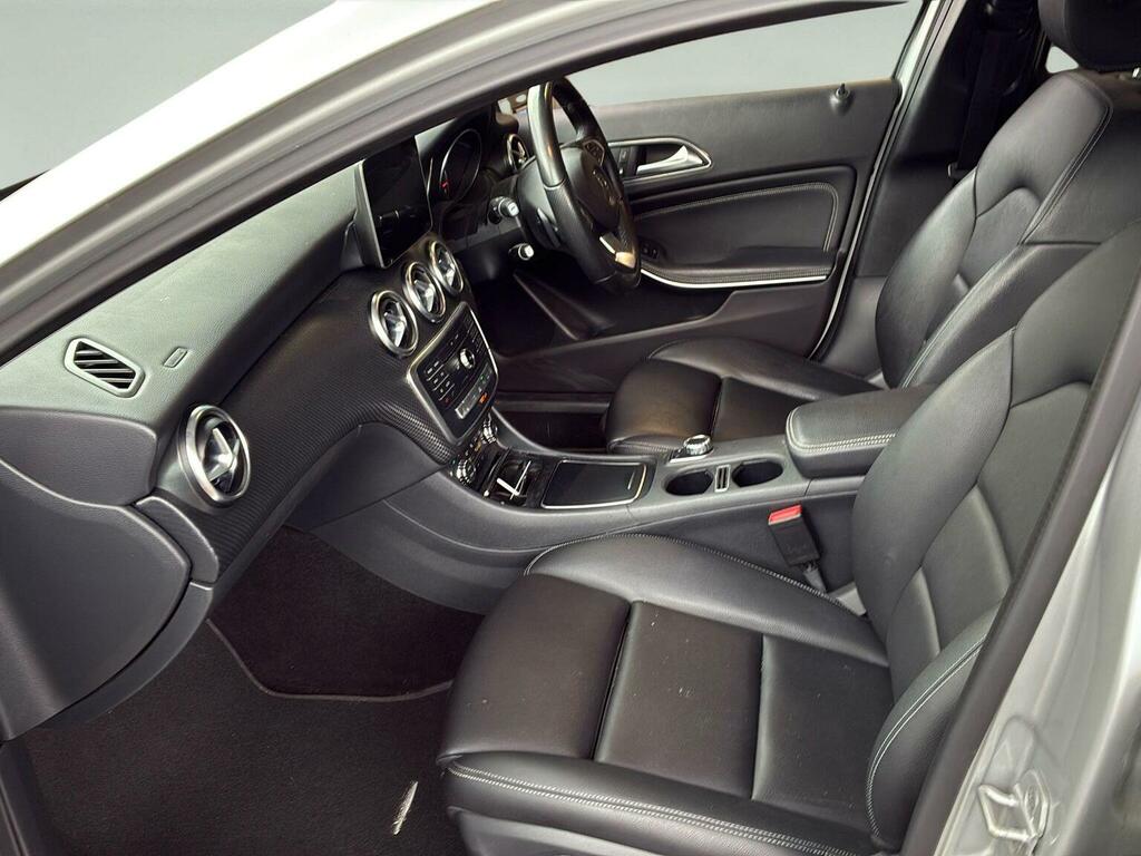 Mercedes-Benz A Class 1.5 A180d Sport Premium 7G-dct Euro 6 Ss Silver #5