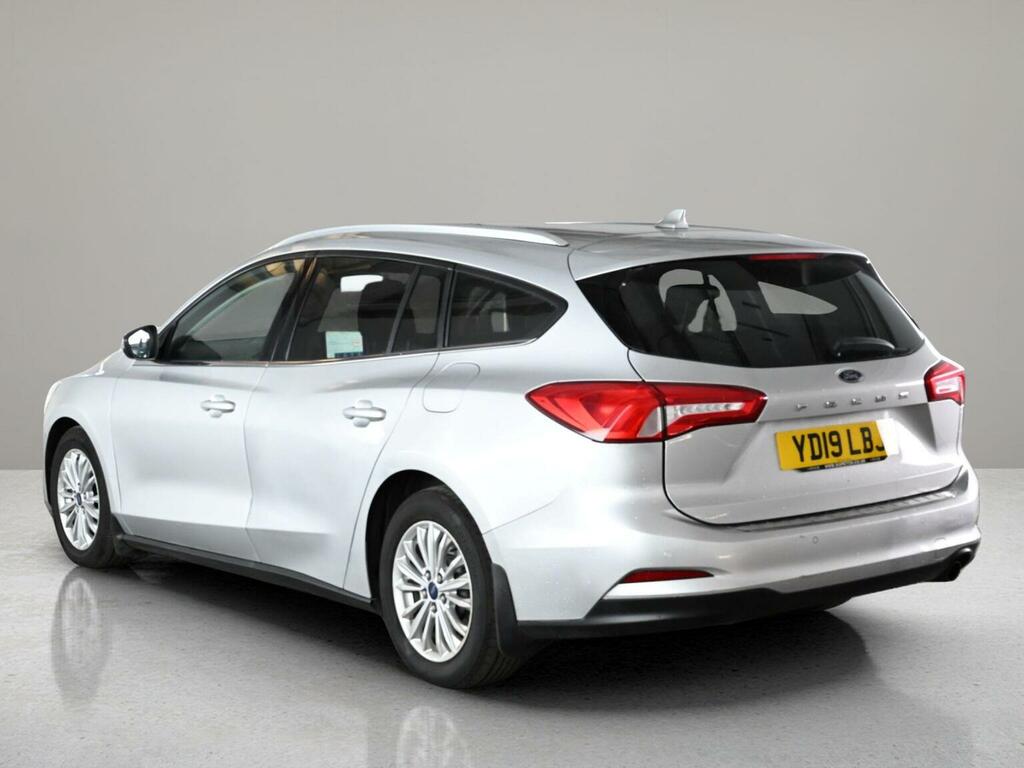 Ford Focus 1.0T Ecoboost Titanium Euro 6 Ss Silver #2