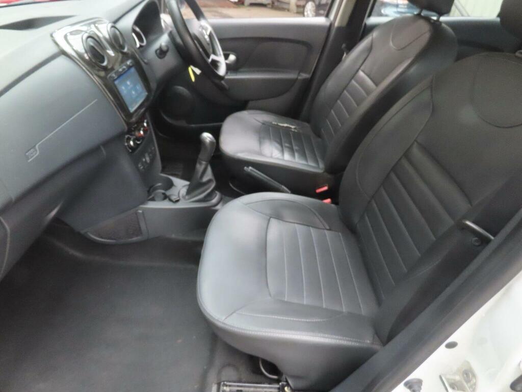 Dacia Sandero 1.0 Sce Ambiance Red #9