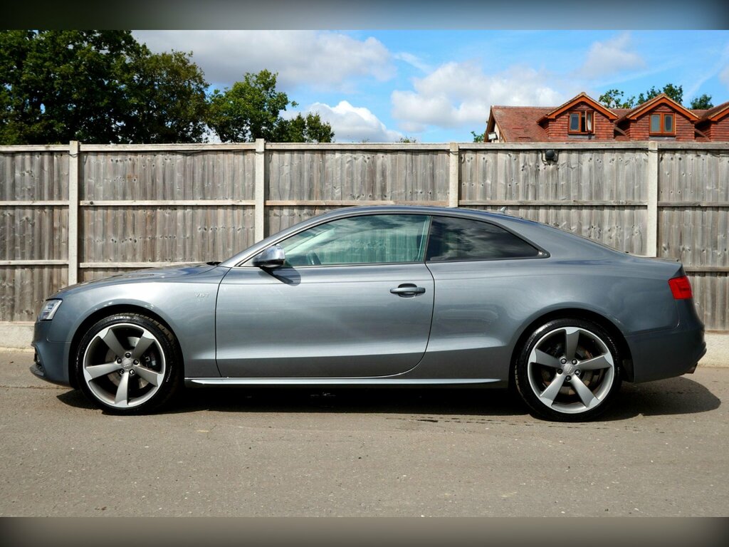 Audi S5 3L Black Edition Blue #32