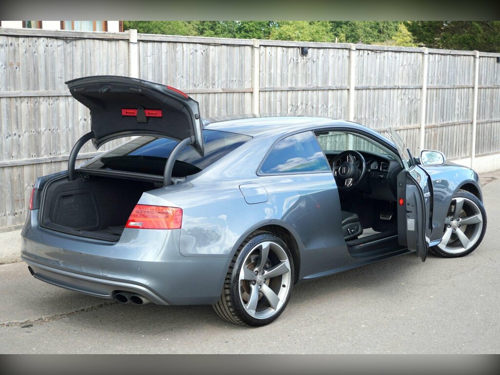 Audi S5 3L Black Edition Blue #8
