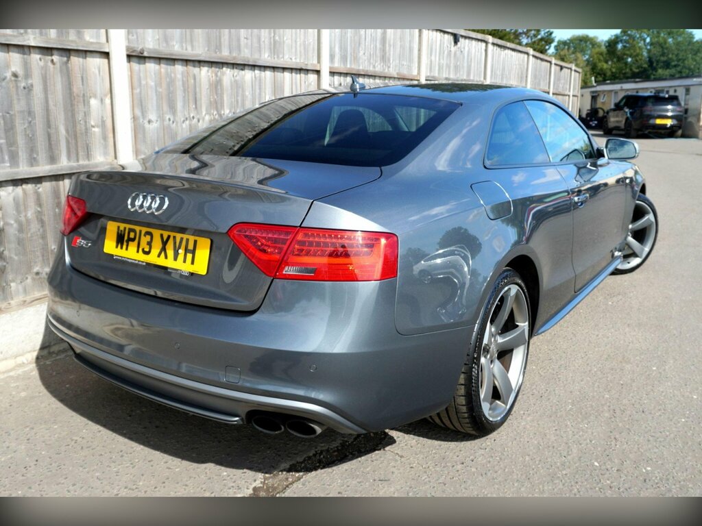 Audi S5 3L Black Edition Blue #19