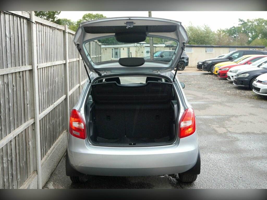 Skoda Fabia Se Silver #8