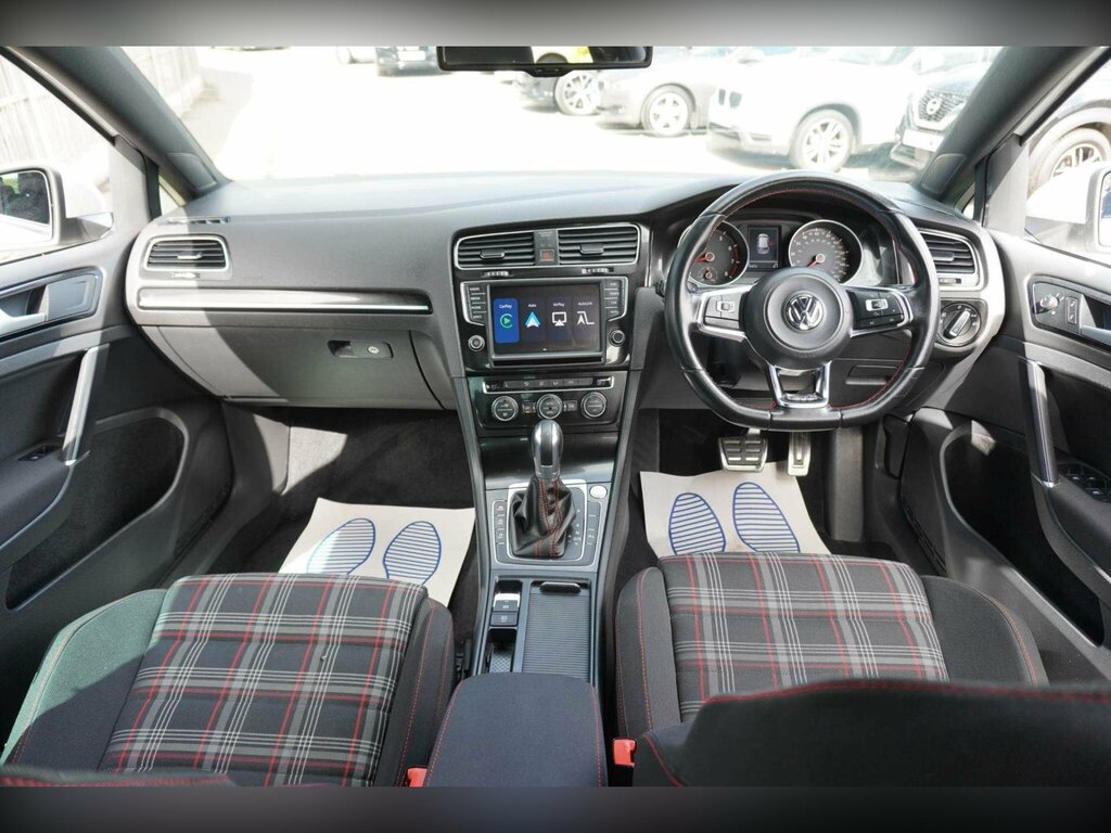 Volkswagen Golf 2.0 Tsi Bluemotion Tech Gti Hatchback D White #2