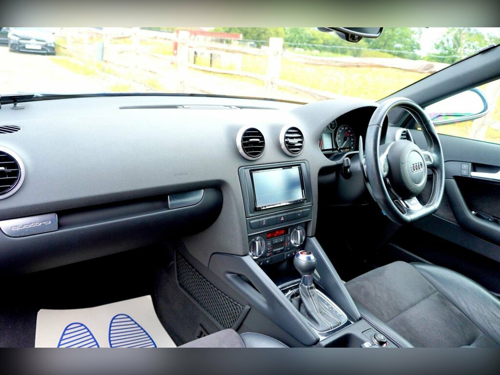 Audi S3 2.0 Tfsi Black Edition Quattro White #12