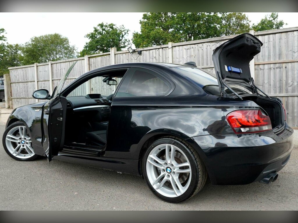 BMW 1 Series Convertible Black #13