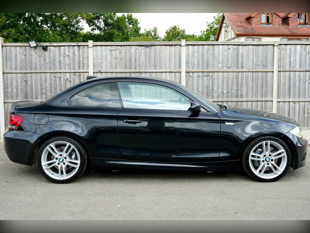 BMW 1 Series Convertible Black #28