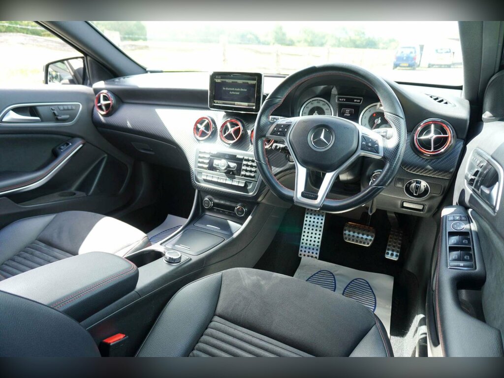 Mercedes-Benz A Class 2.0 A250 Engineered By Amg Hatchback 7G Black #2