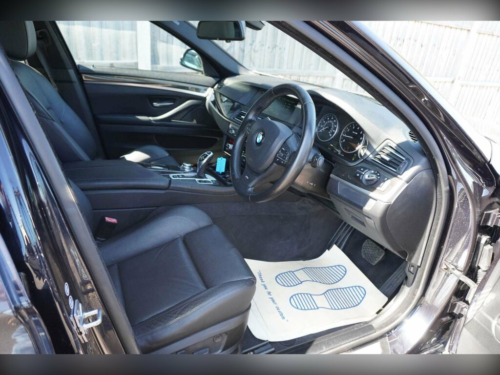 BMW 5 Series 2012 12 3.0 Blue #18