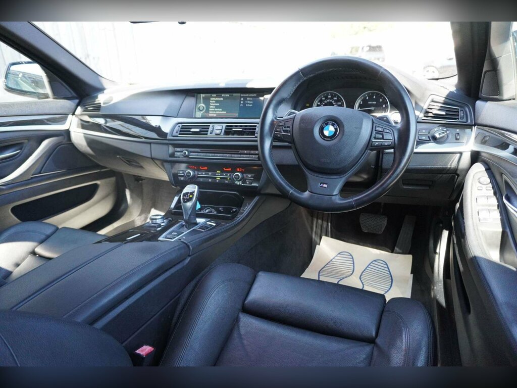 BMW 5 Series 2012 12 3.0 Blue #19