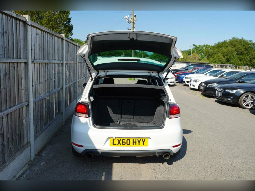 Volkswagen Golf 1.6 Tdi S Black #16