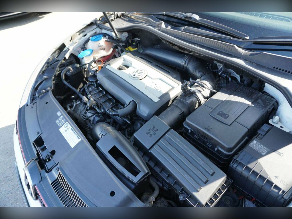 Volkswagen Golf 1.6 Tdi S Black #11