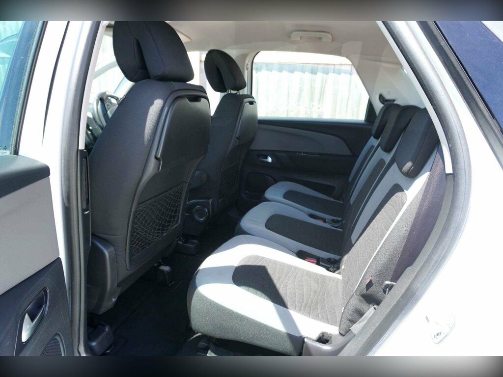 Citroen C4 Picasso E-hdi Selection Red #17