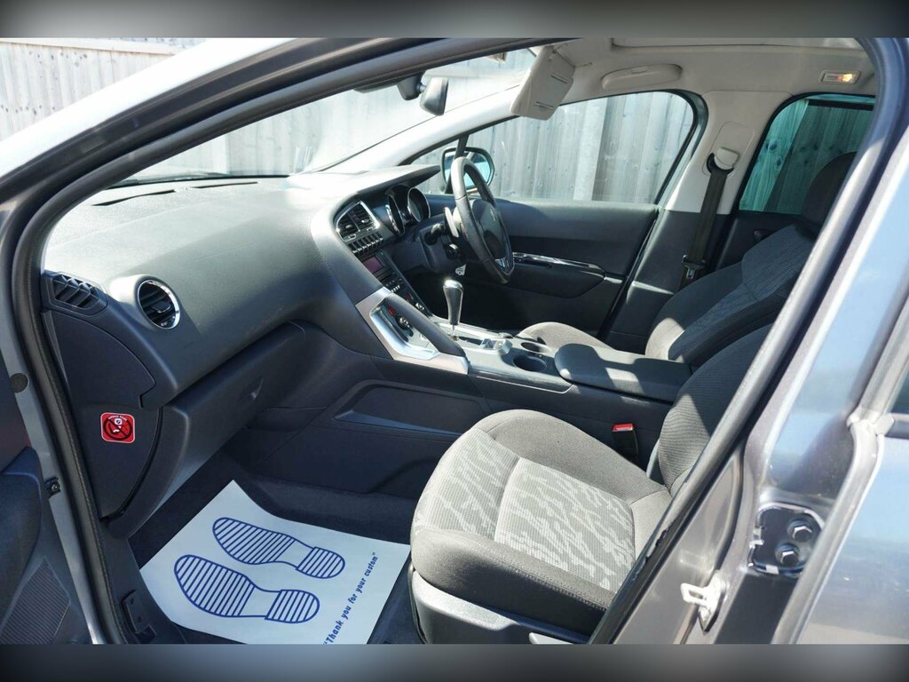 Peugeot 3008 Active Silver #18