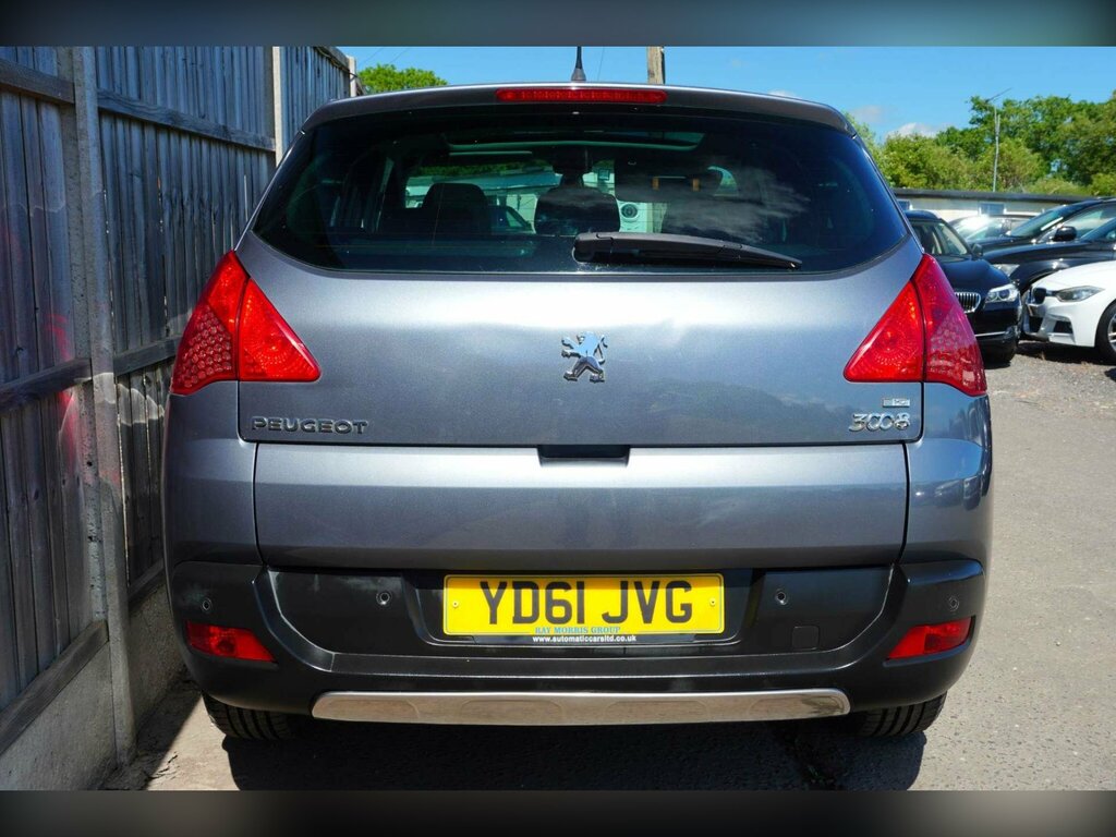 Peugeot 3008 Active Silver #10