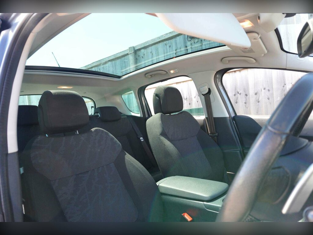 Peugeot 3008 Active Silver #17