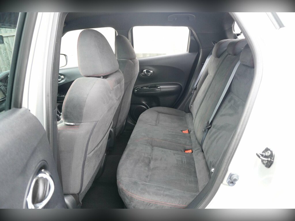 Nissan Juke 1.5 Tekna Dci 110 Bhp White #20